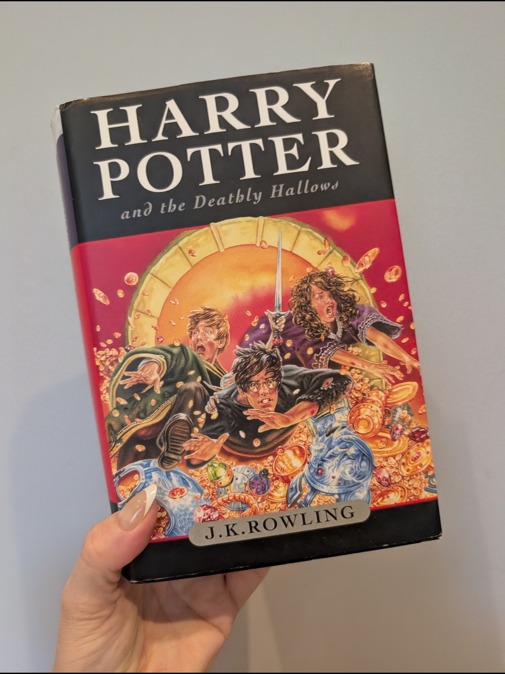 Harry Potter and the Deathly Hallows by J.K. Rowling - Red & Black Hardcover